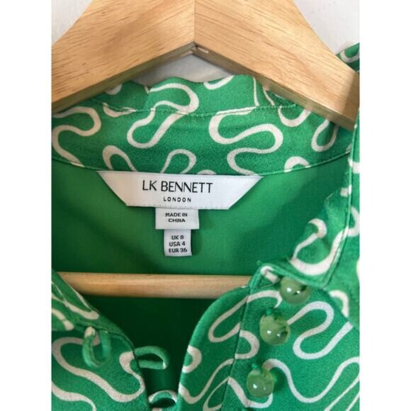 NEW LK Bennett Esme Ribbon Print Collared Short Sleeve Woven Top Green Size: 4 - Picture 4 of 8
